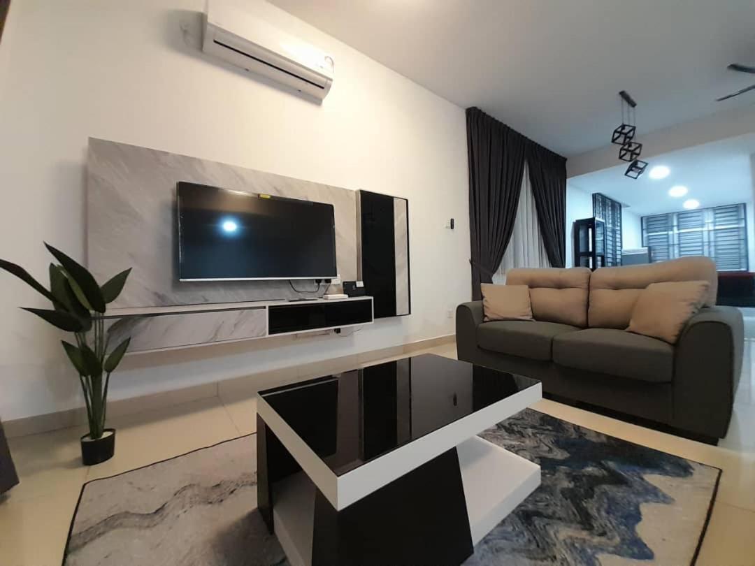 Desaru Melati Homestay Netflix Wifi Bandar Penawar Exterior photo