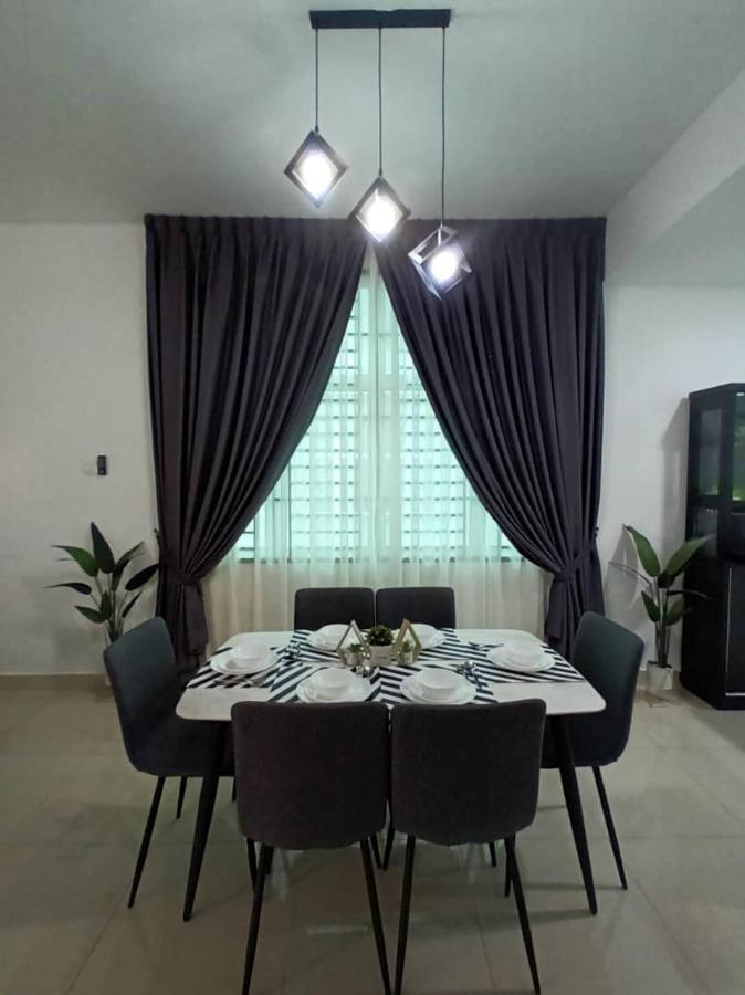 Desaru Melati Homestay Netflix Wifi Bandar Penawar Exterior photo